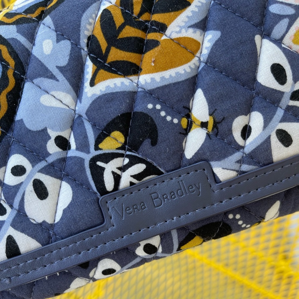 Vera Bradley Trimmed Wristlet- Charmont Meadow with Bee Design